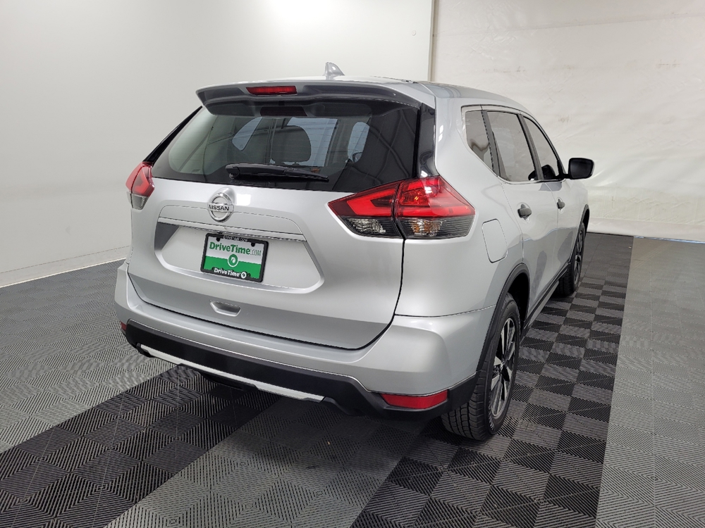 2017 Nissan Rogue S - Photo 7