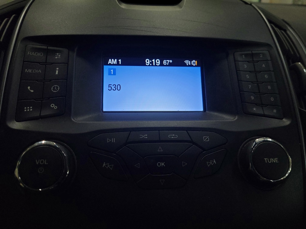 2019 Ford Edge SE - Photo 19
