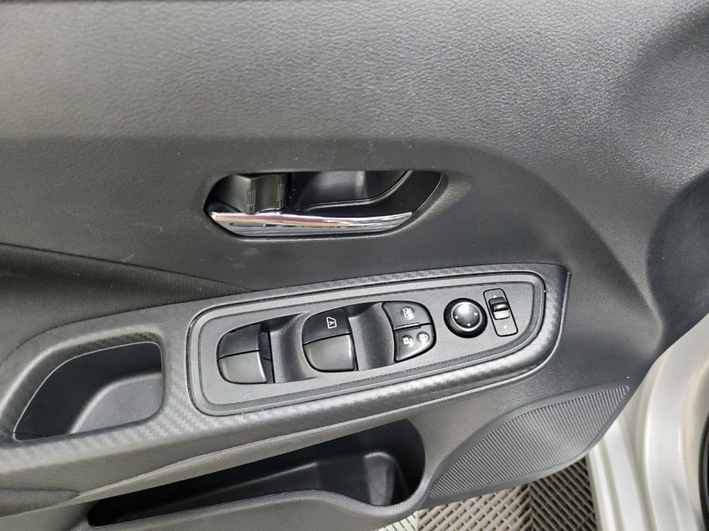 2022 Nissan Versa Sedan SV - Photo 21