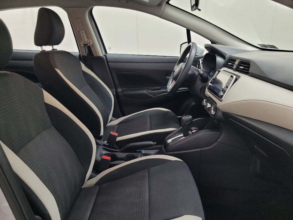 2022 Nissan Versa Sedan SV - Photo 16