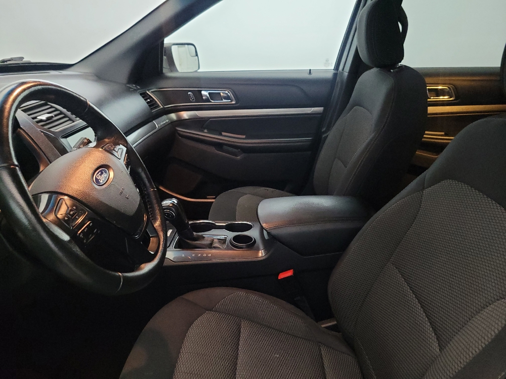 2018 Ford Explorer XLT - Photo 13