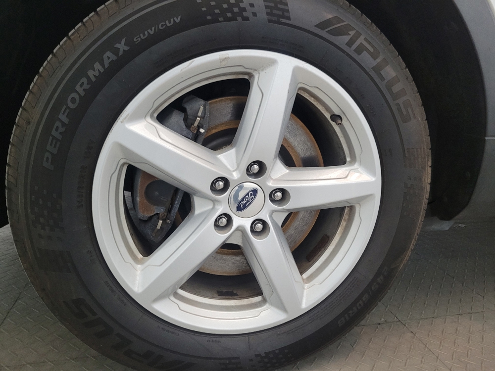 2018 Ford Explorer XLT - Photo 24