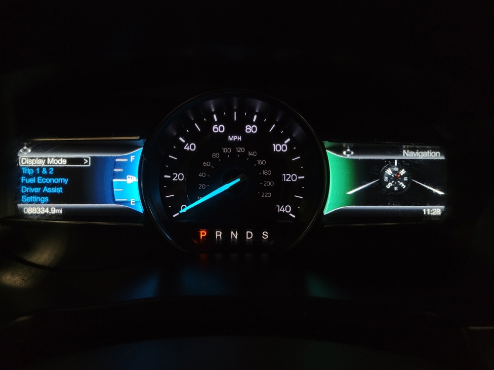 2018 Ford Explorer XLT - Photo 18