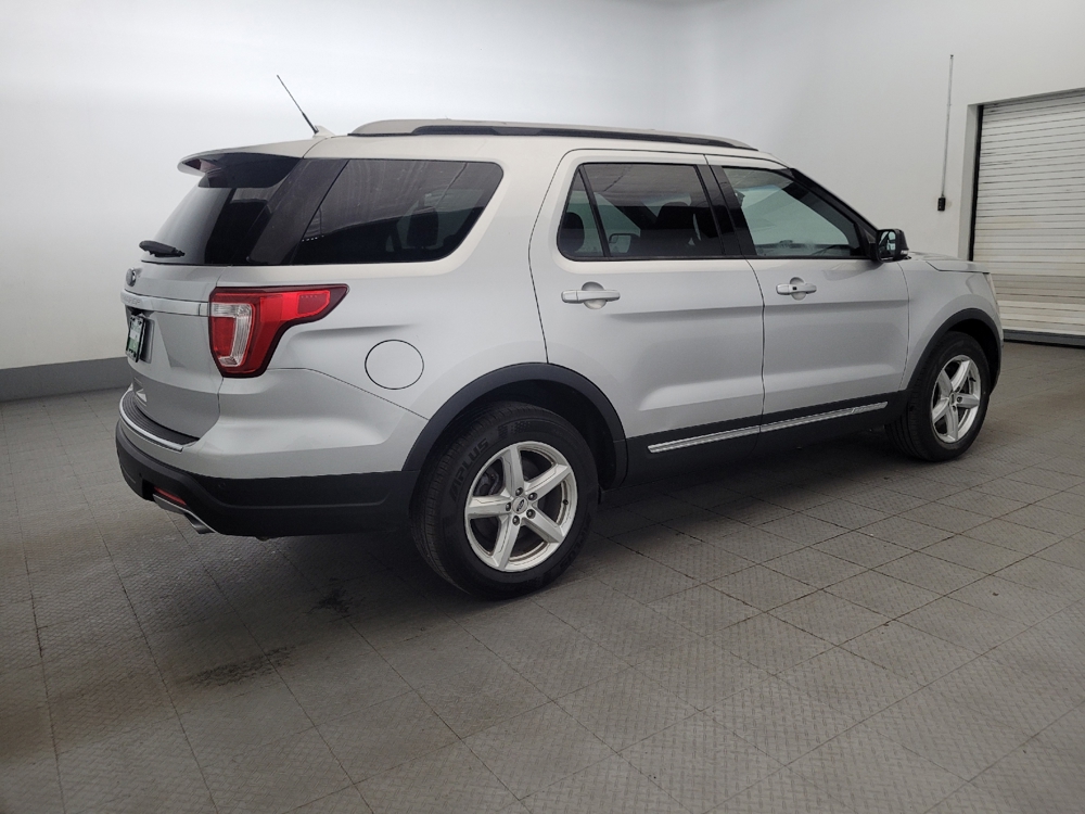 2018 Ford Explorer XLT - Photo 8