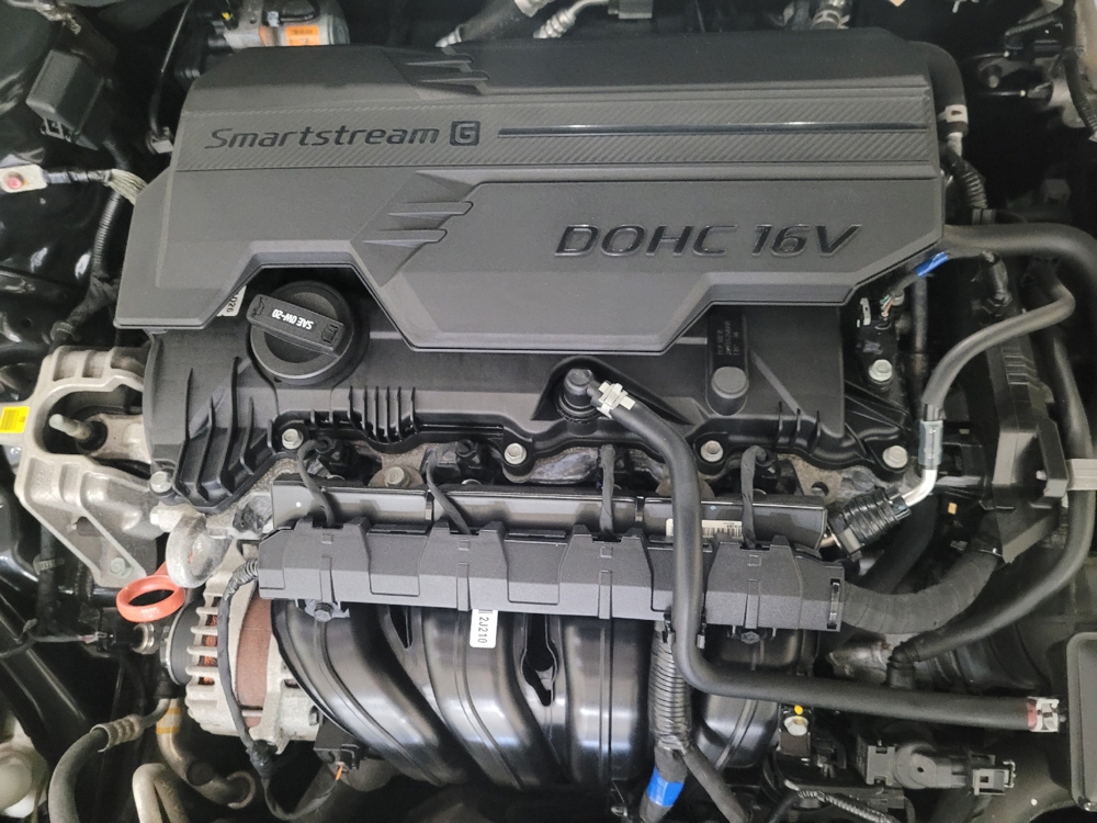 2023 Hyundai Elantra SEL - Photo 23