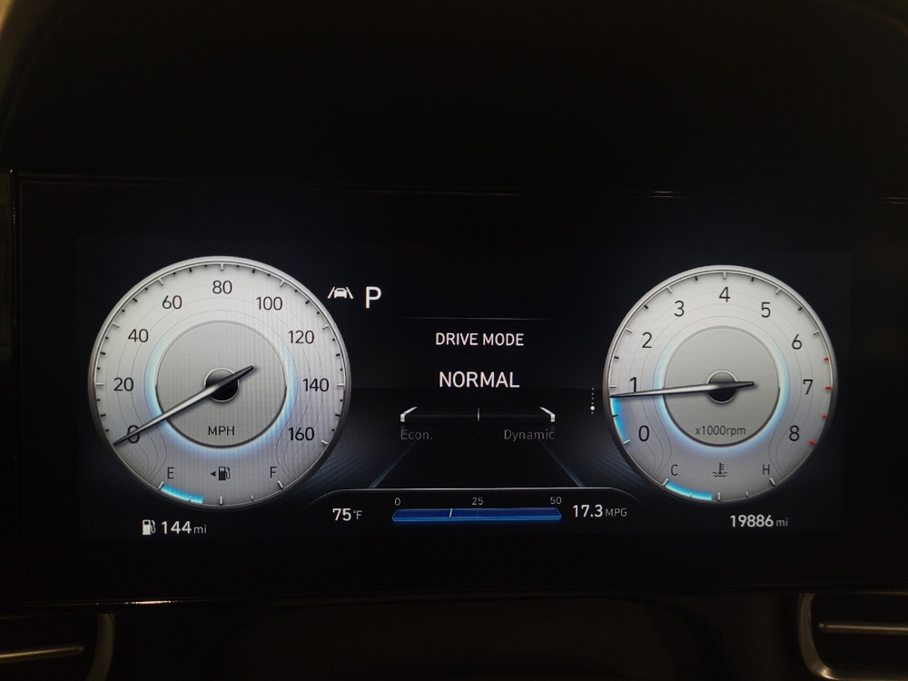 2023 Hyundai Elantra SEL - Photo 18