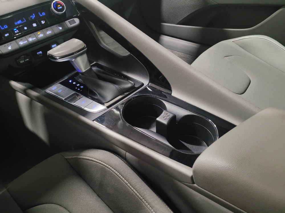 2023 Hyundai Elantra SEL - Photo 20