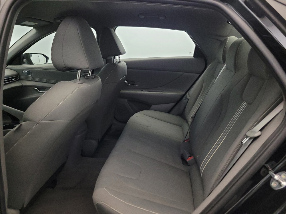 2023 Hyundai Elantra SEL - Photo 14