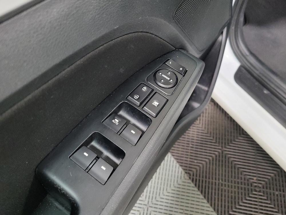 2019 Hyundai Elantra Value Edition - Photo 21