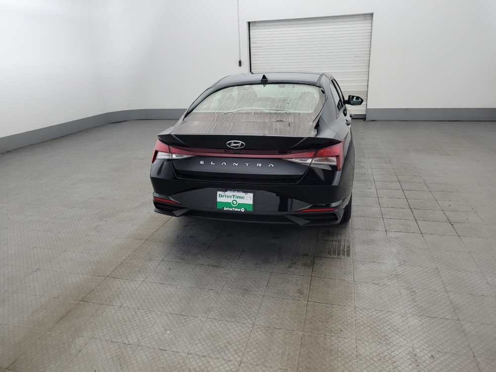 2021 Hyundai Elantra SE - Photo 6