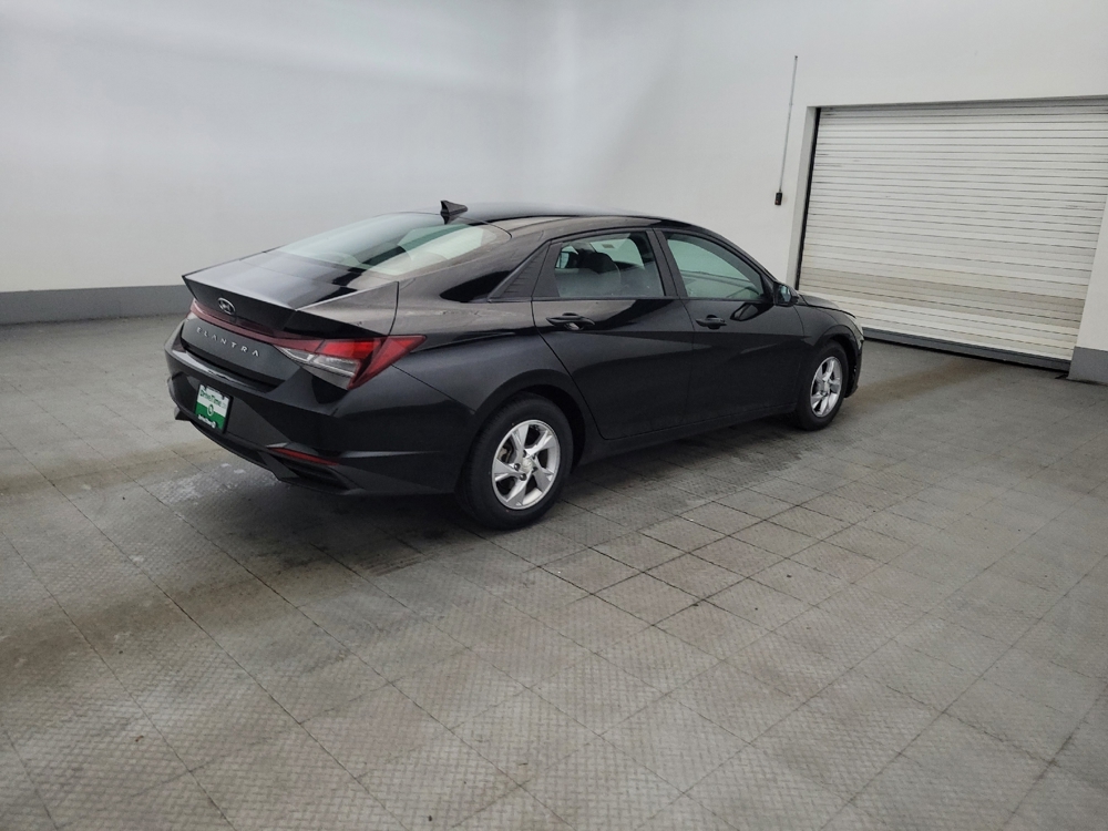 2021 Hyundai Elantra SE - Photo 8