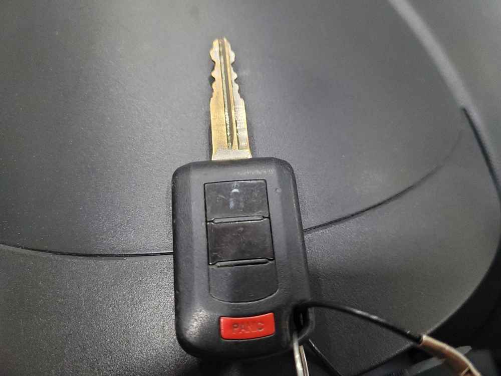 2017 Mitsubishi Mirage G4 ES - Photo 25