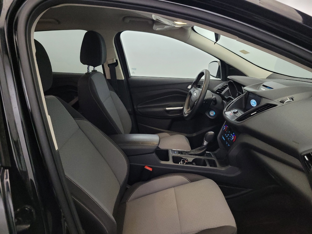 2017 Ford Escape SE - Photo 16