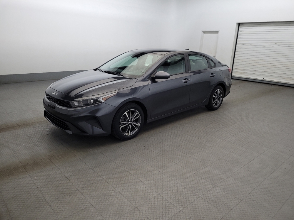 2023 Kia Forte LXS - Photo 2
