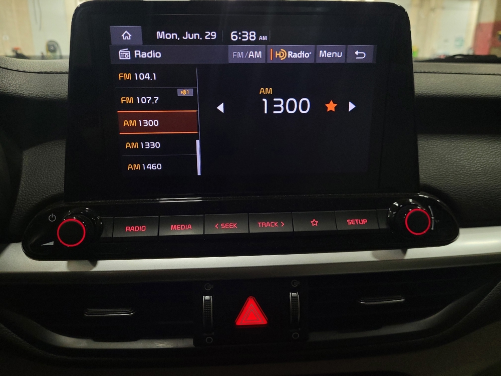 2023 Kia Forte LXS - Photo 19