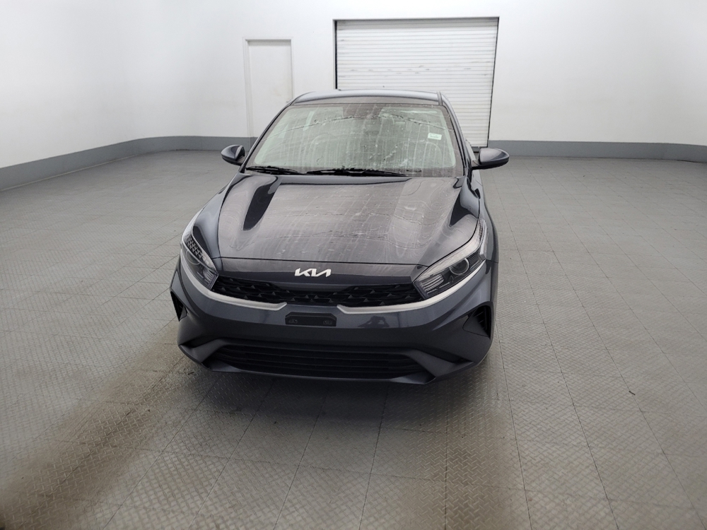 2023 Kia Forte LXS - Photo 12