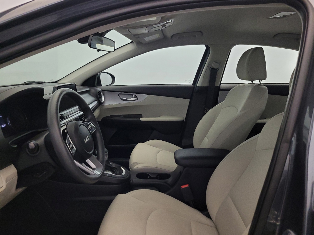 2023 Kia Forte LXS - Photo 13