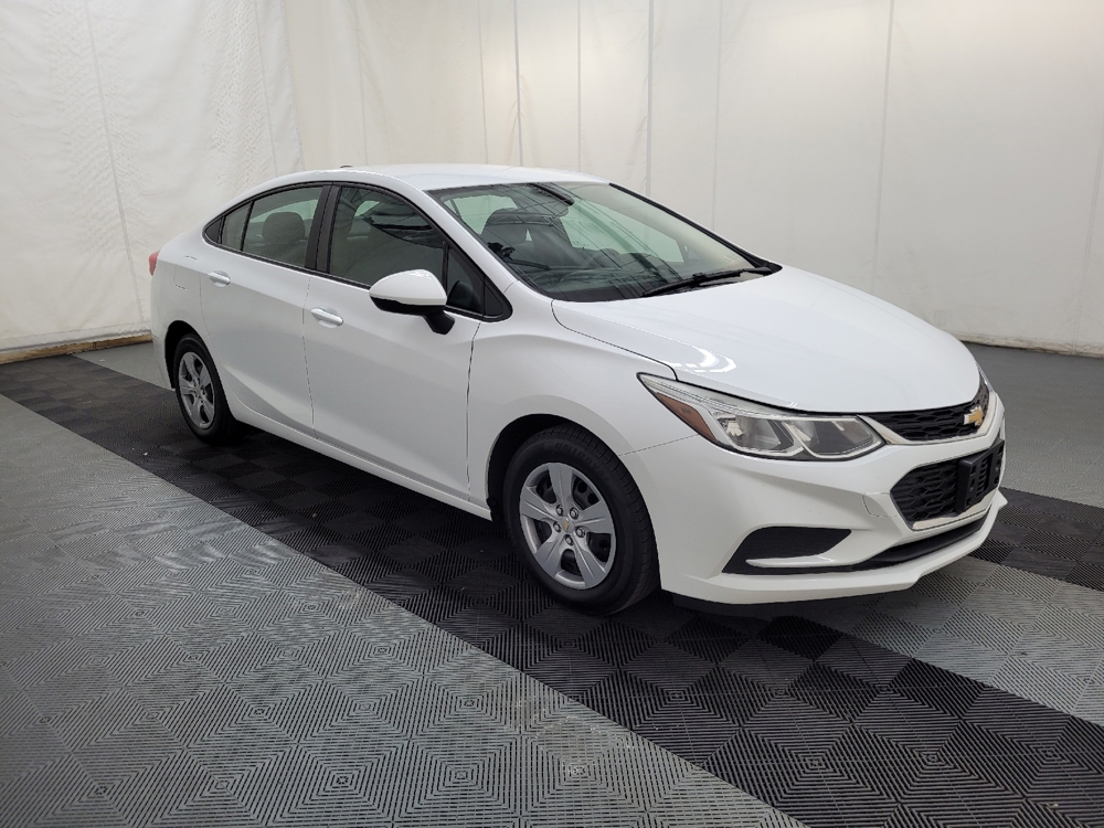 2018 Chevrolet Cruze LS - Photo 9