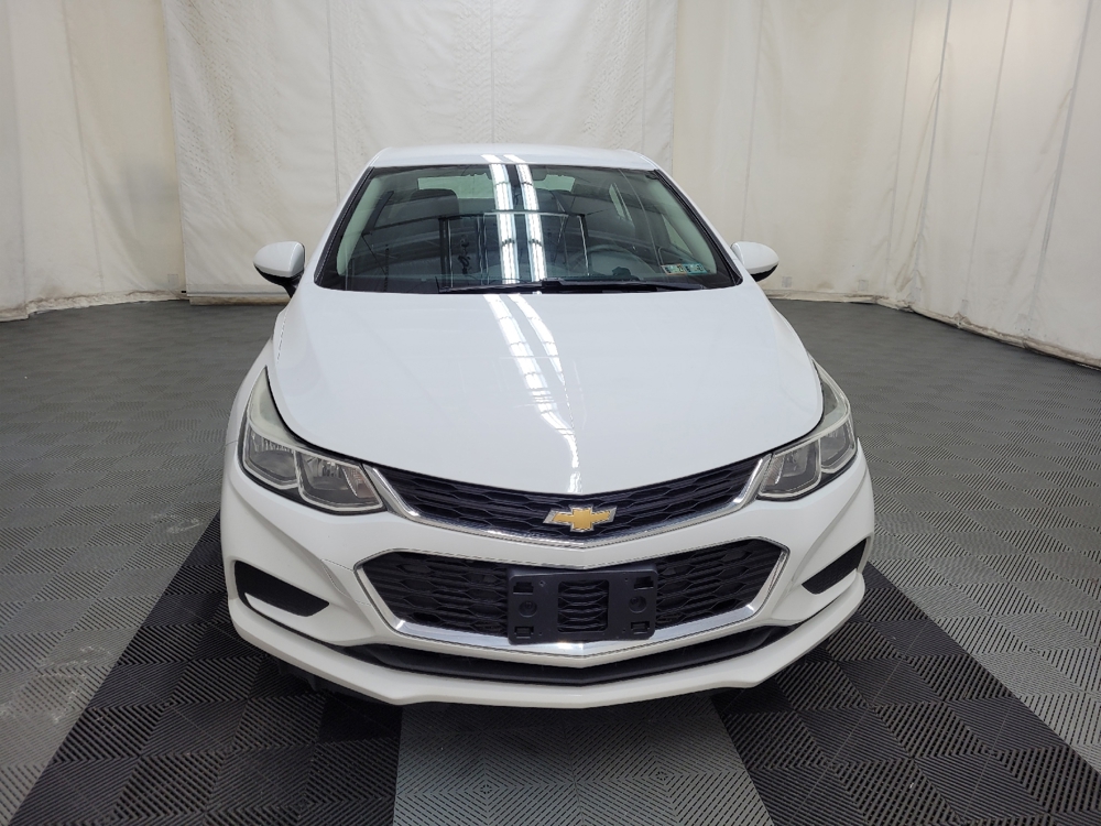 2018 Chevrolet Cruze LS - Photo 11