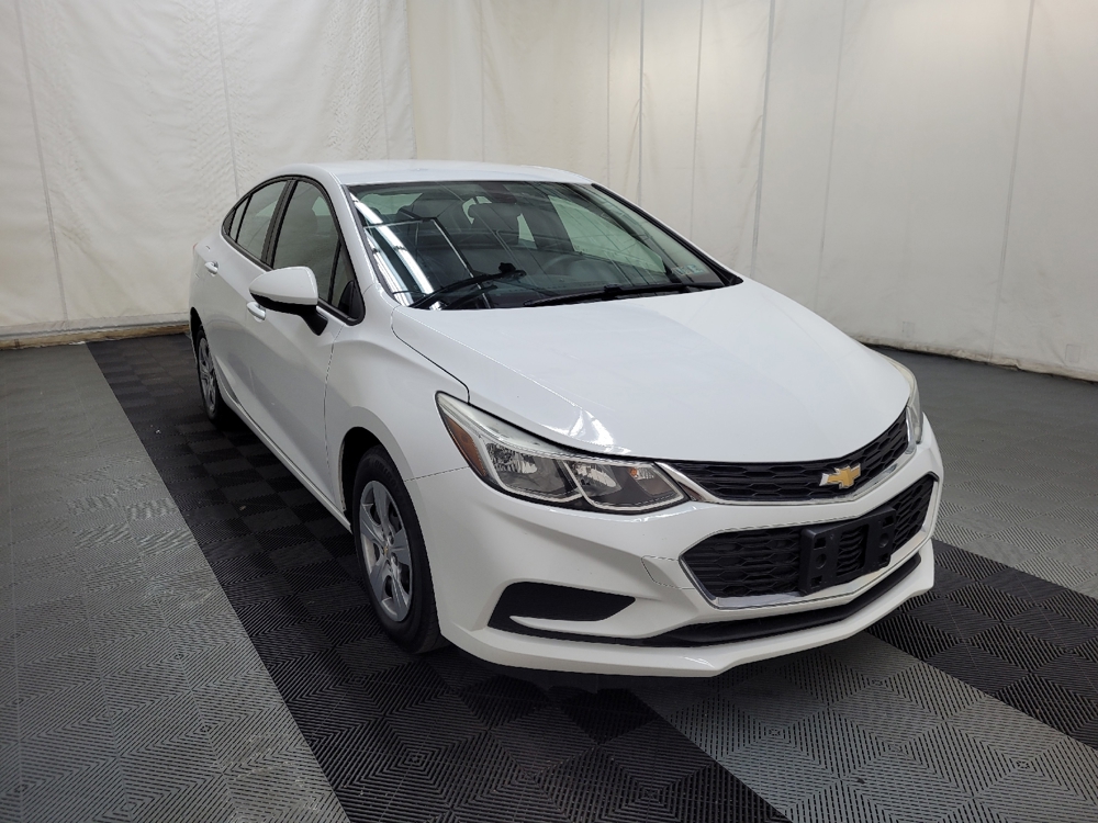 2018 Chevrolet Cruze LS - Photo 10