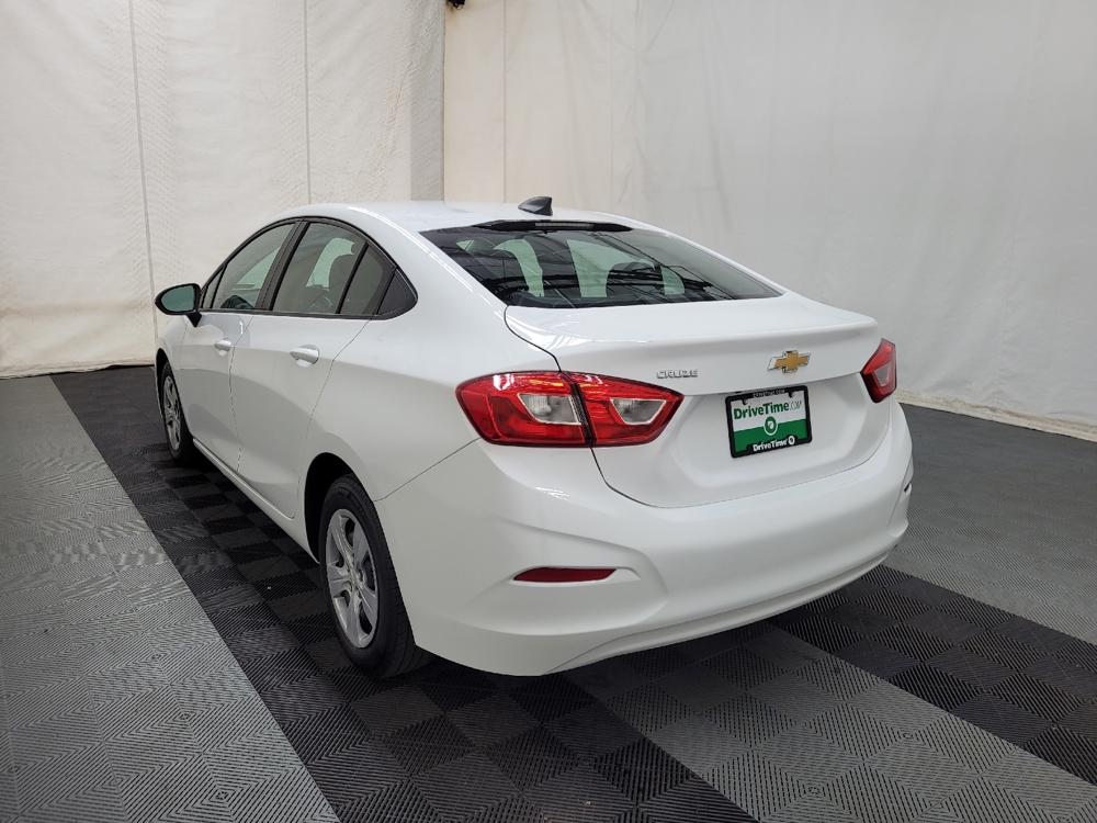 2018 Chevrolet Cruze LS - Photo 4