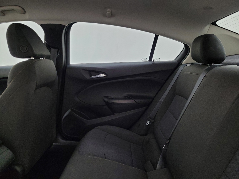 2018 Chevrolet Cruze LS - Photo 14