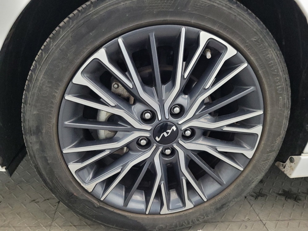2023 Kia Forte GT-Line - Photo 24