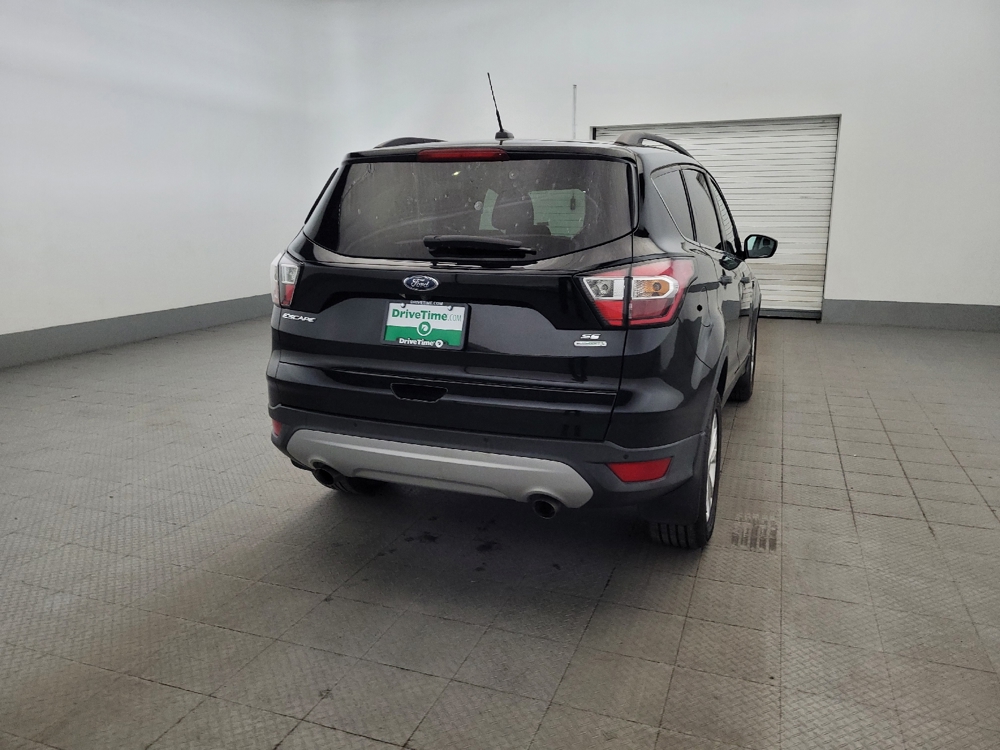 2017 Ford Escape SE - Photo 6