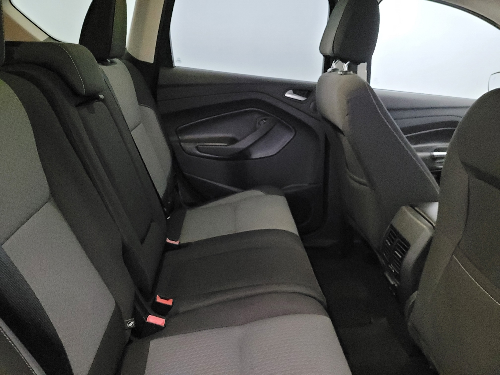 2017 Ford Escape SE - Photo 15