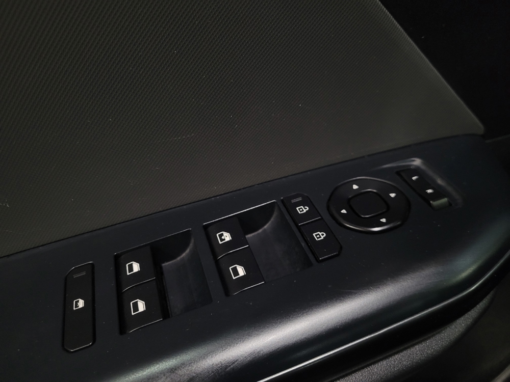 2025 Kia K4 LXS - Photo 21