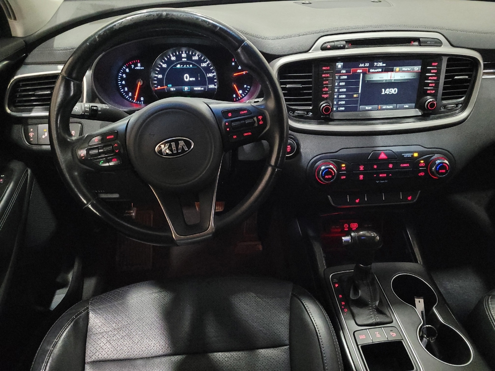 2016 Kia Sorento EX - Photo 17