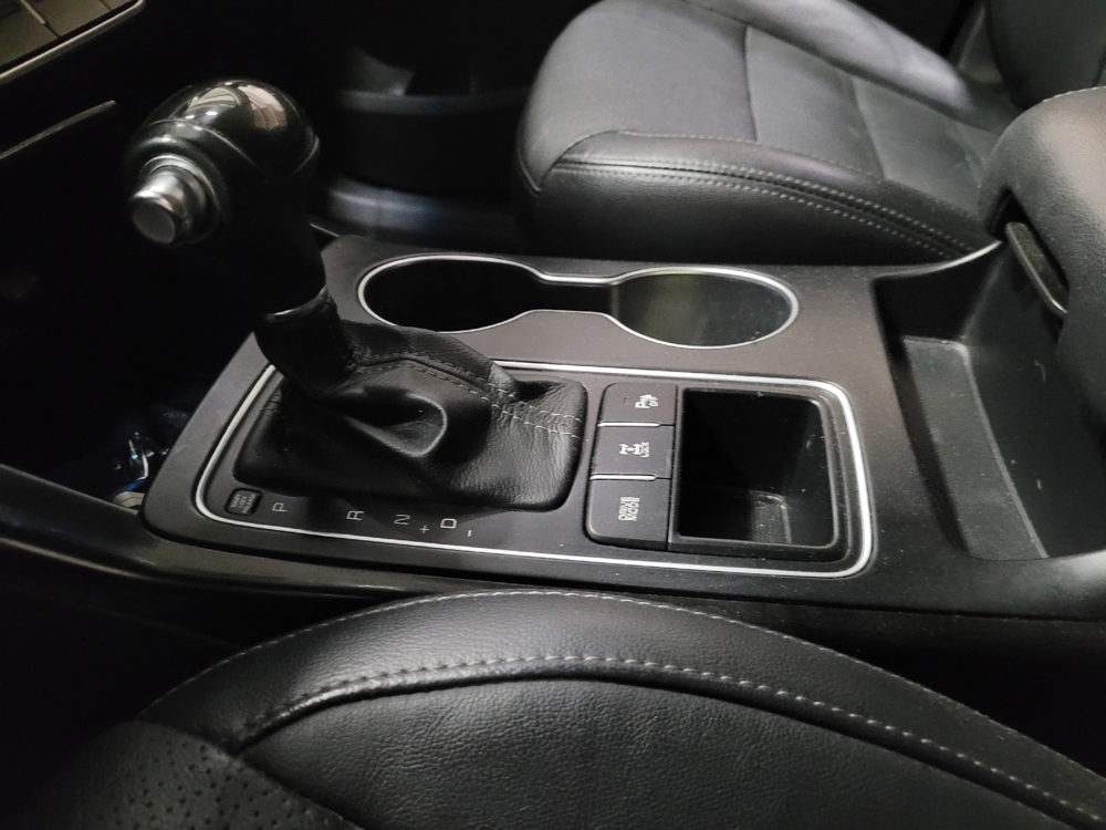 2016 Kia Sorento EX - Photo 20