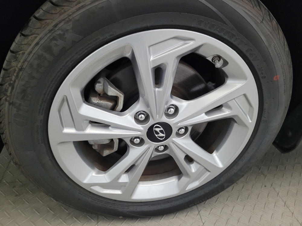 2023 Hyundai Kona SEL - Photo 24