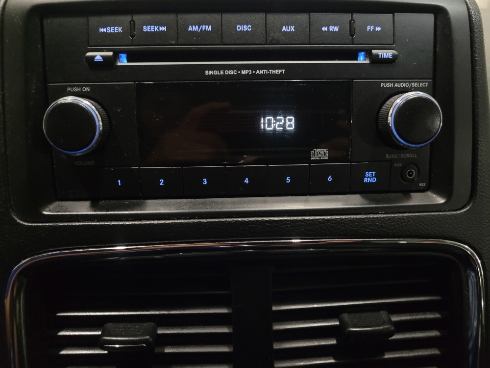 2016 Dodge Grand Caravan SE - Photo 19