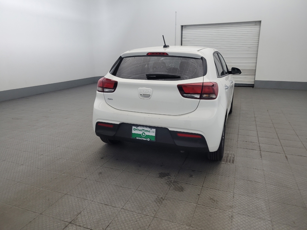 2023 Kia Rio 5-Door S - Photo 6