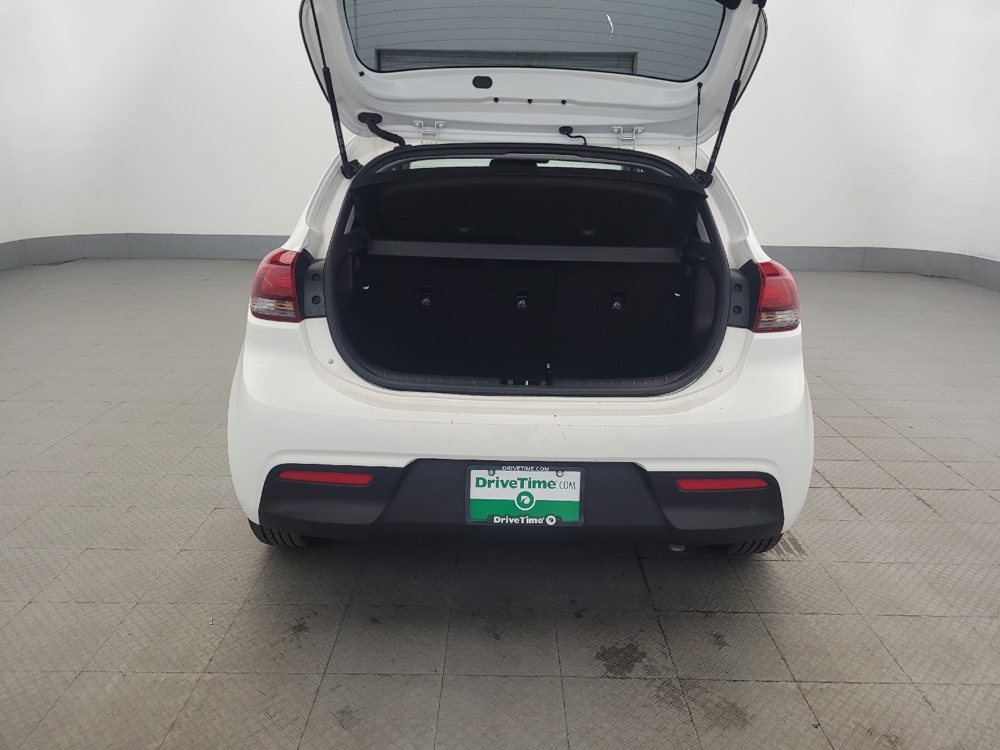 2023 Kia Rio 5-Door S - Photo 22