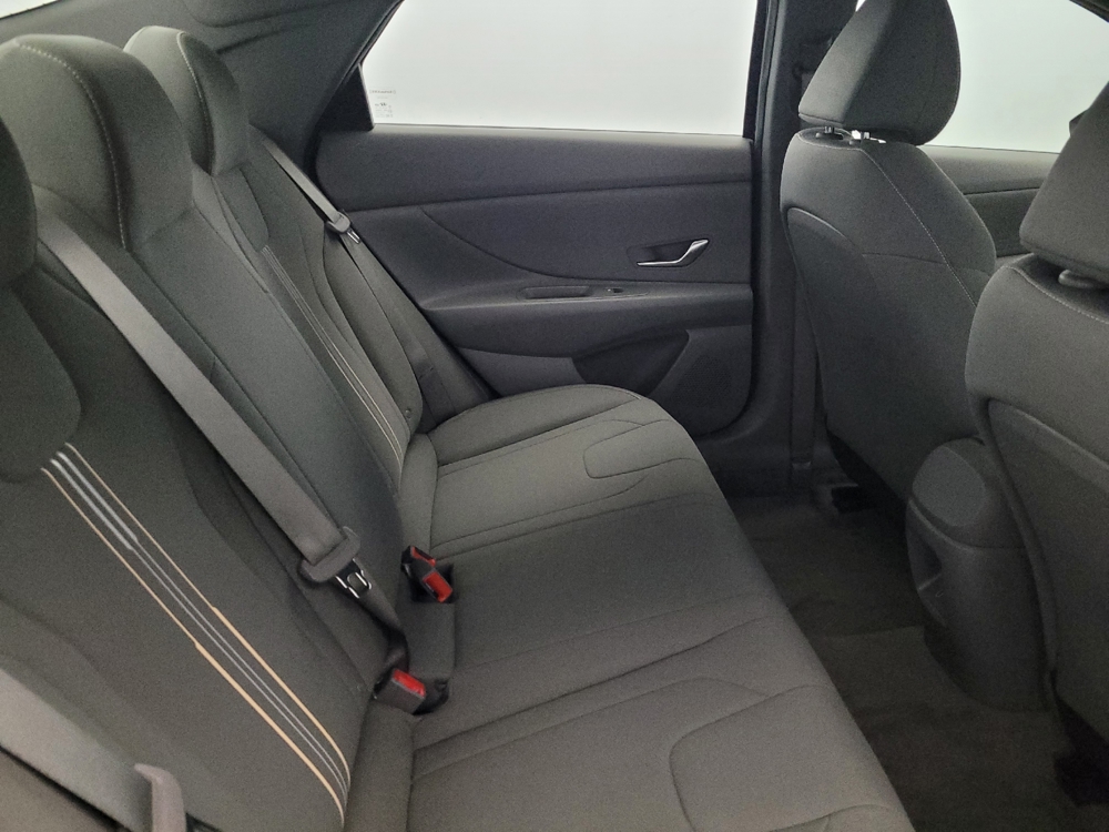 2024 Hyundai Elantra SEL - Photo 15