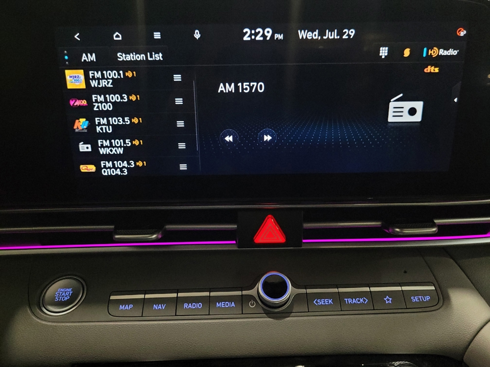 2024 Hyundai Elantra SEL - Photo 19