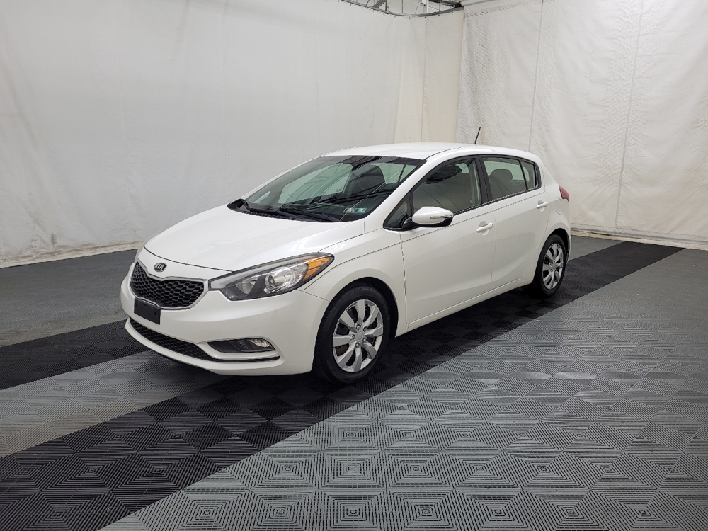 2016 Kia Forte 5-Door