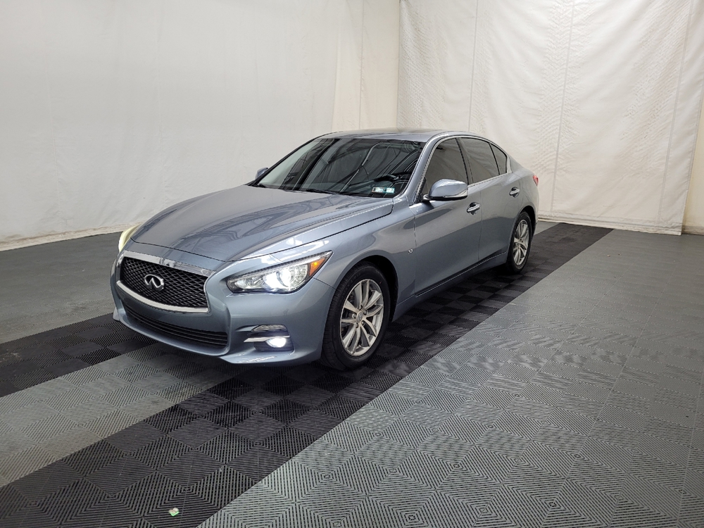 2015 INFINITI Q50