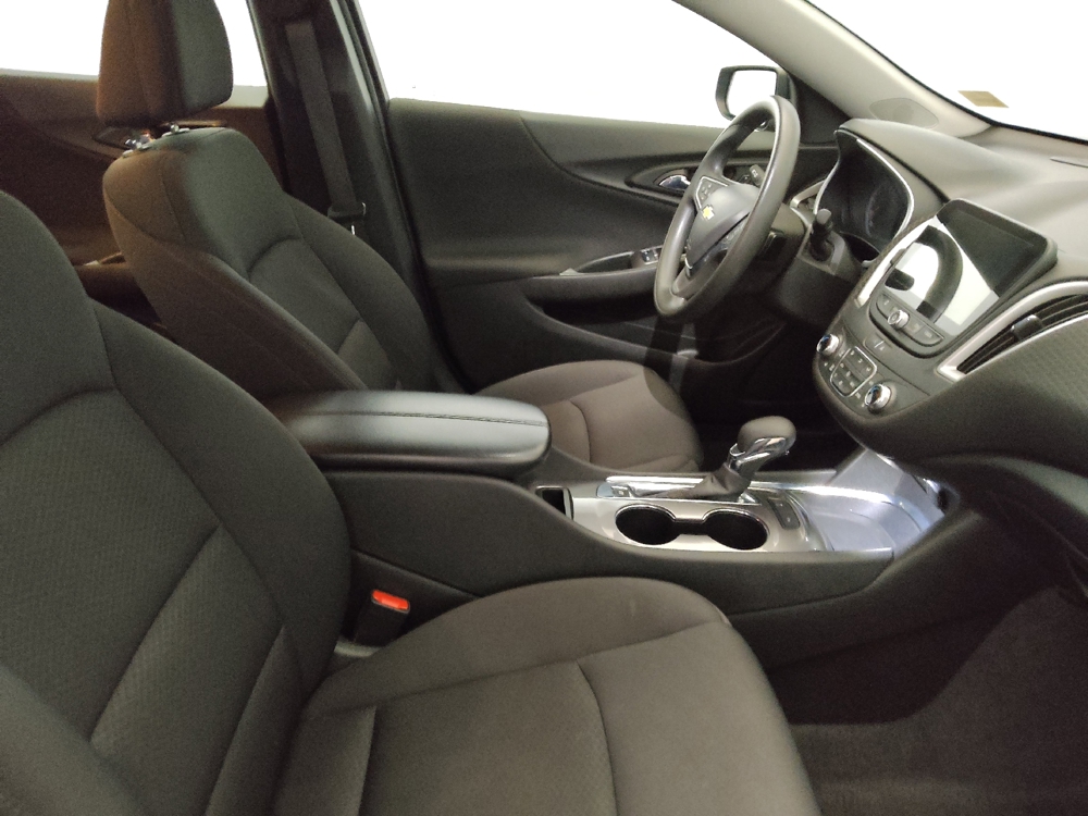 2024 Chevrolet Malibu 1LT - Photo 16