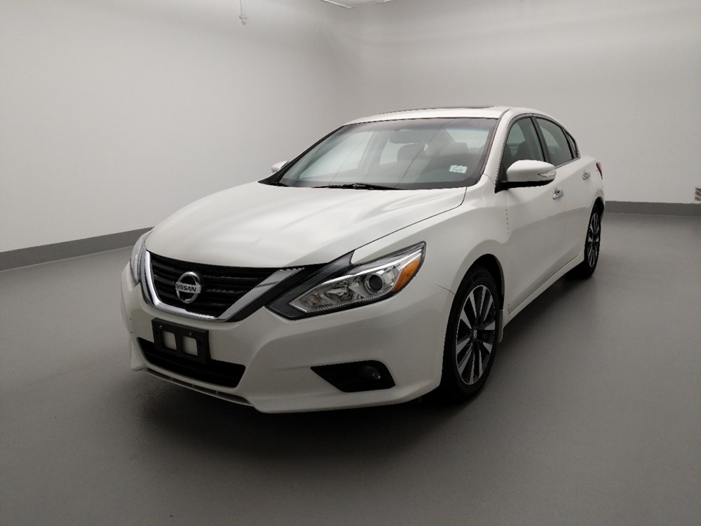Used 2016 Nissan Altima Driver Front Bumper