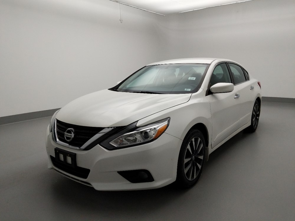 Used 2016 Nissan Altima Driver Front Bumper