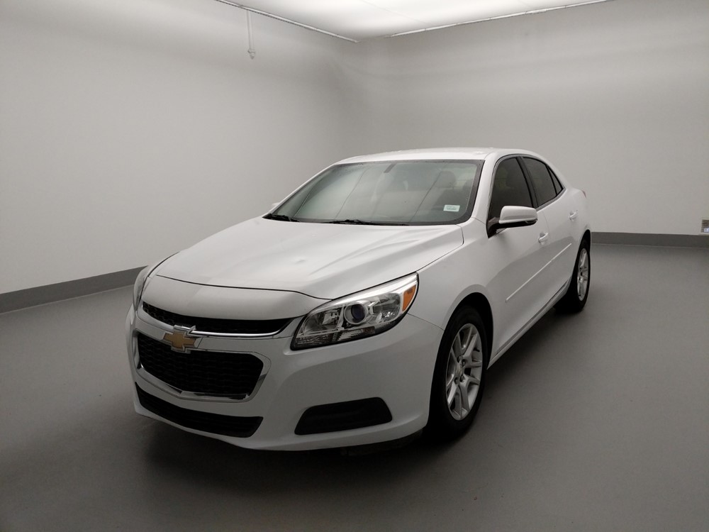 Used 2016 Chevrolet Malibu Driver Front Bumper