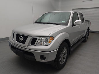 2019 Nissan Frontier Crew Cab SL 5 ft