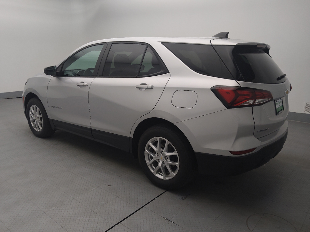 Image 3 of 2022 Chevrolet Equinox LS
