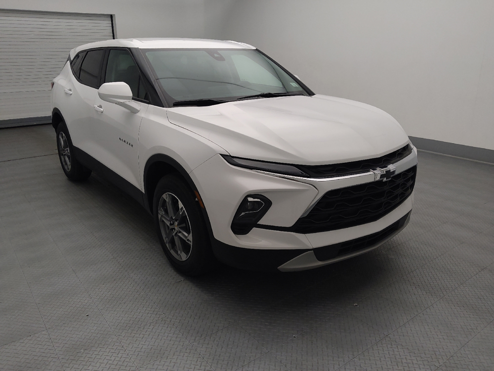 Image 10 of 2023 Chevrolet Blazer 2LT