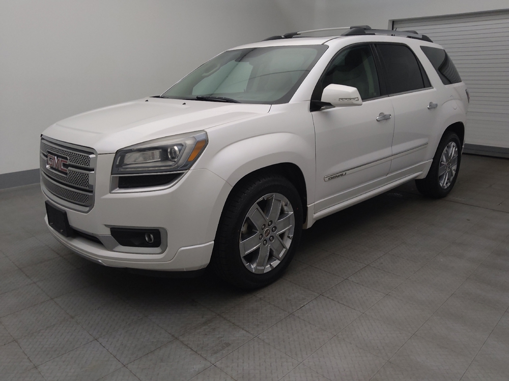 2016 GMC Acadia Denali's photo