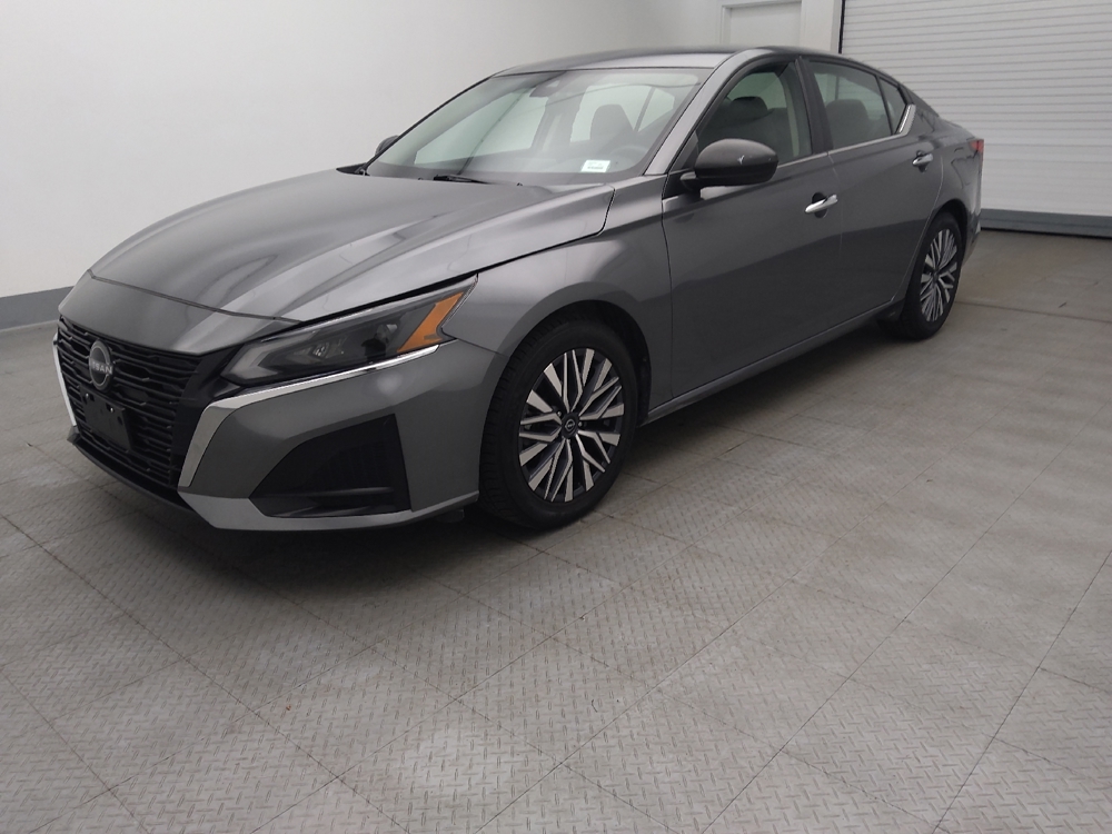 2024 Nissan Altima SV