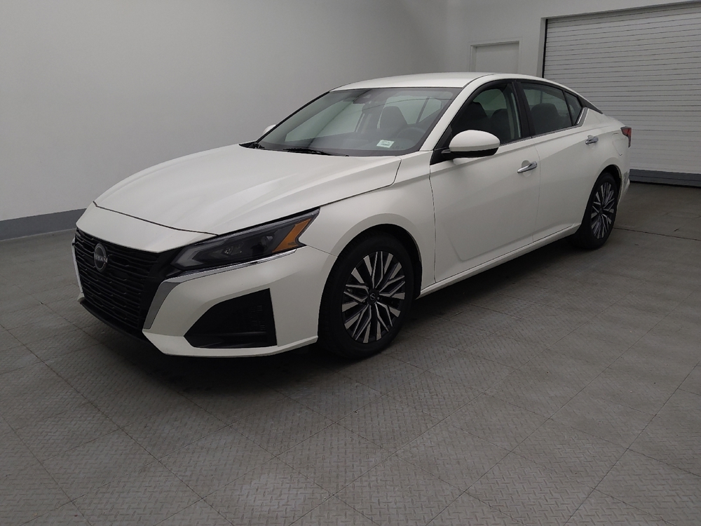 2023 Nissan Altima SV